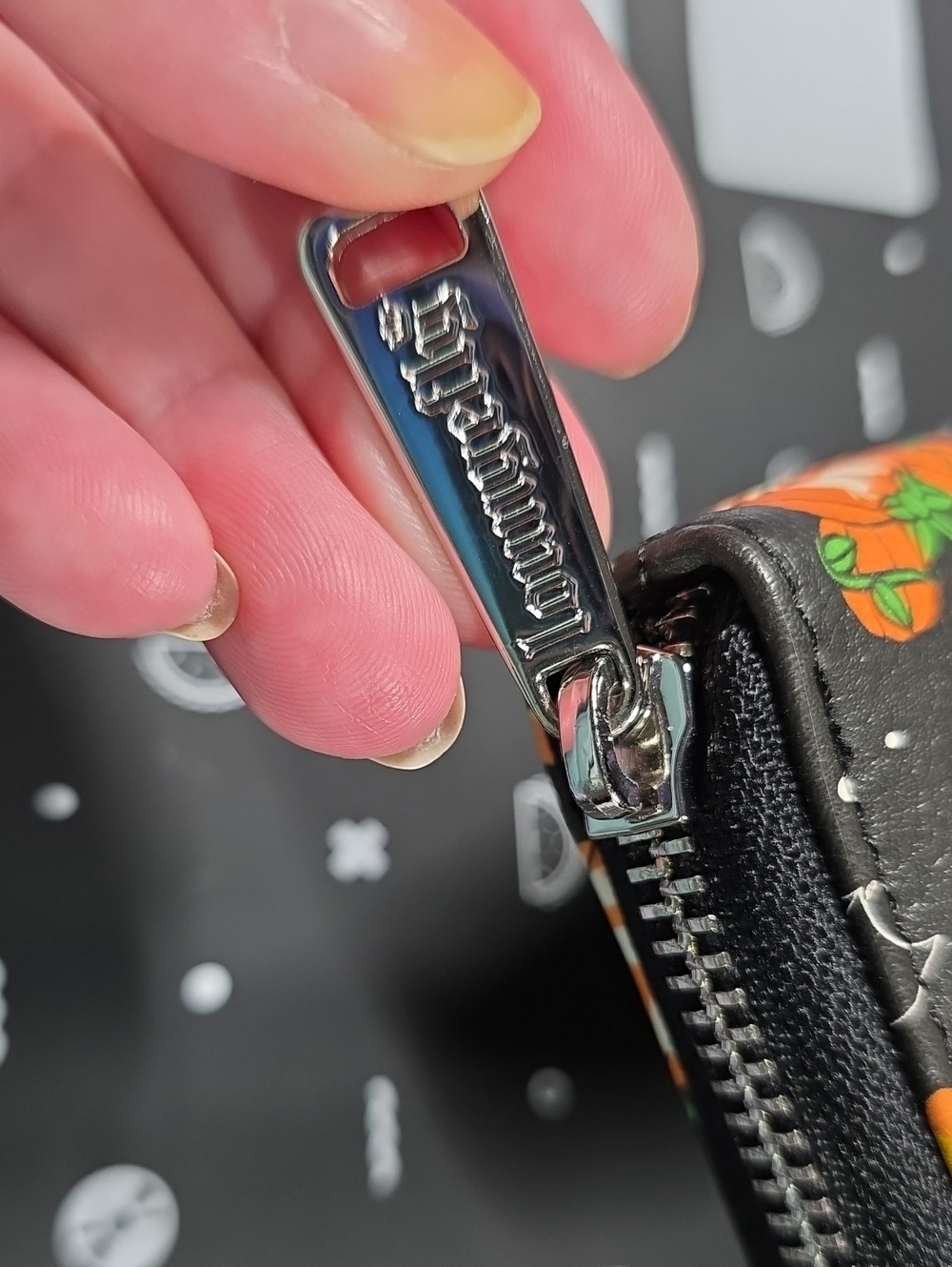 LF NWOT Mickey, Minnie Halloween Pumpkin Zip Wallet - Picture 9 of 9